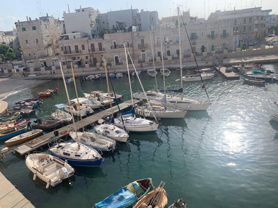 Casa Vacanza Raggio Di Sole 지오비나조 외부 사진